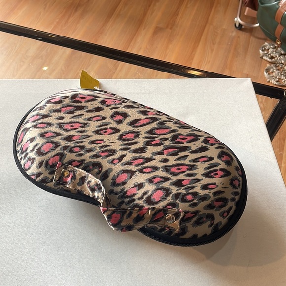 Bra holder!! - Picture 3 of 7